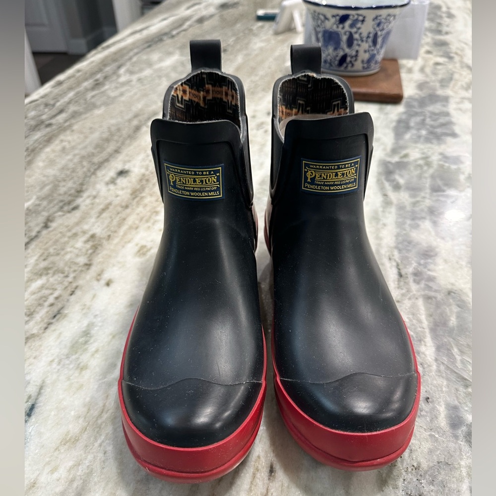 Pendleton Women’s Boots Brand New